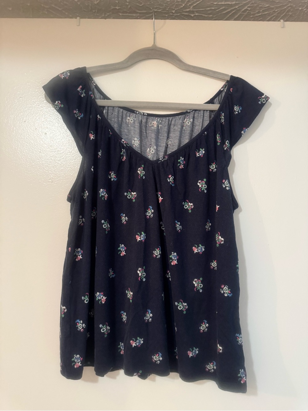 LOFT Navy Floral Women's Top